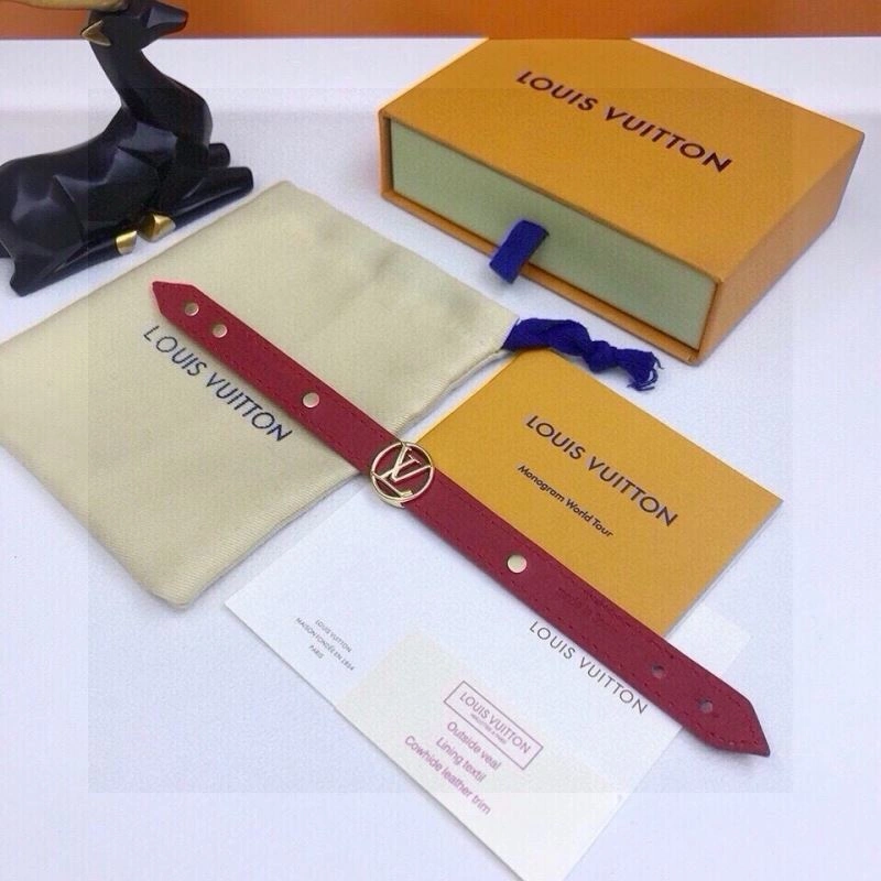 Louis Vuitton Bracelets Comfortable 256606