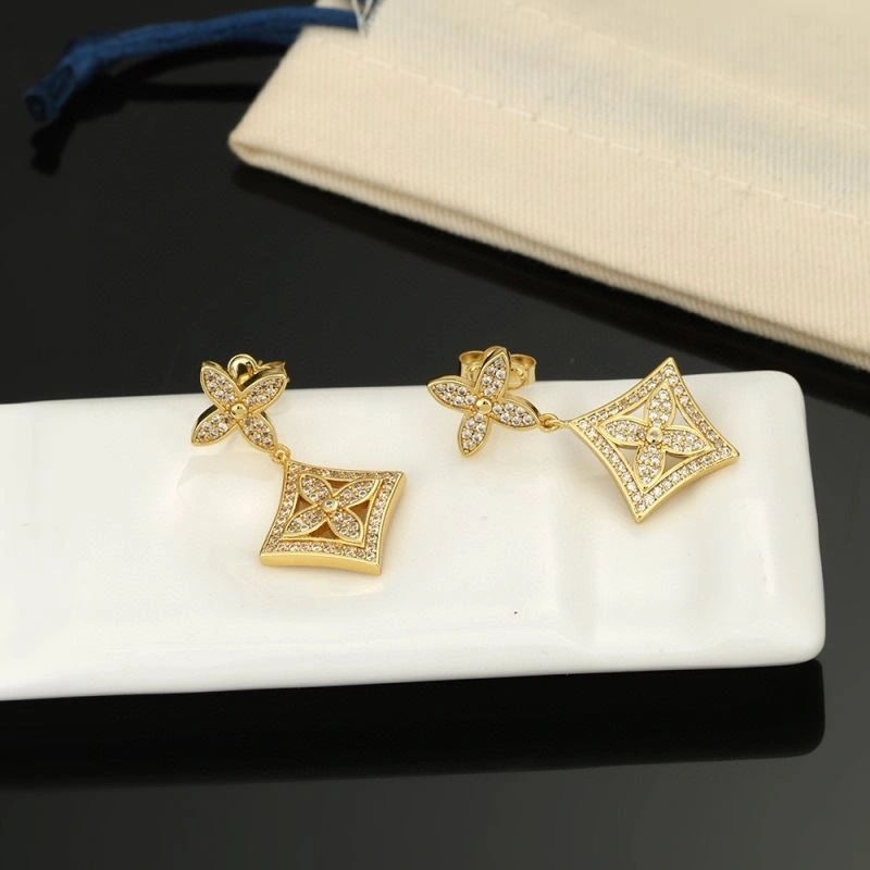 Louis Vuitton Brooches Bold 251727