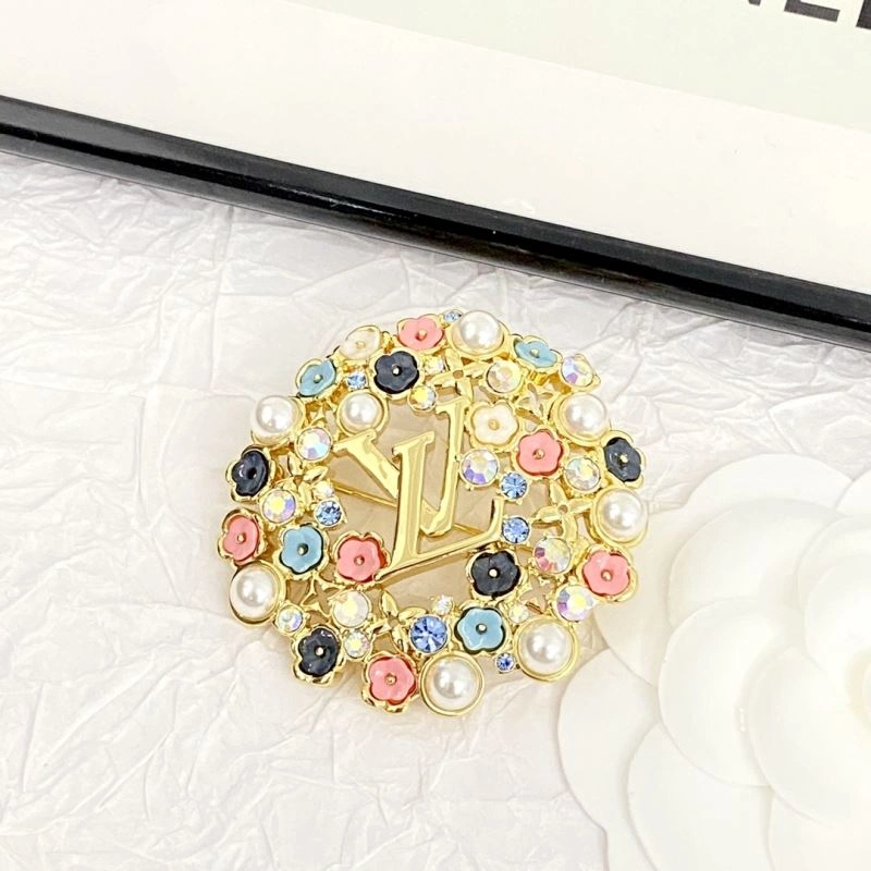 Stretchable Louis Vuitton Brooches 251718