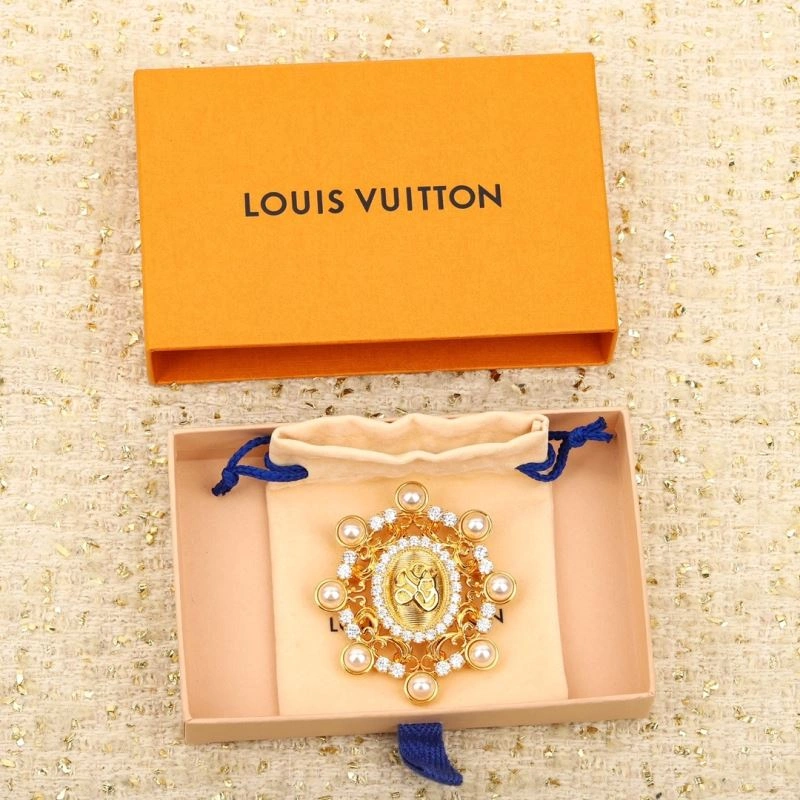 GoodFit Louis Vuitton Brooches 251551