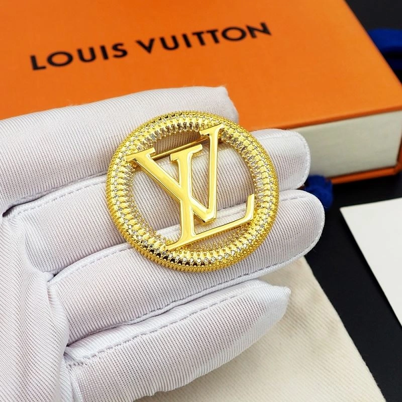 Lightweight Louis Vuitton Brooches 250658