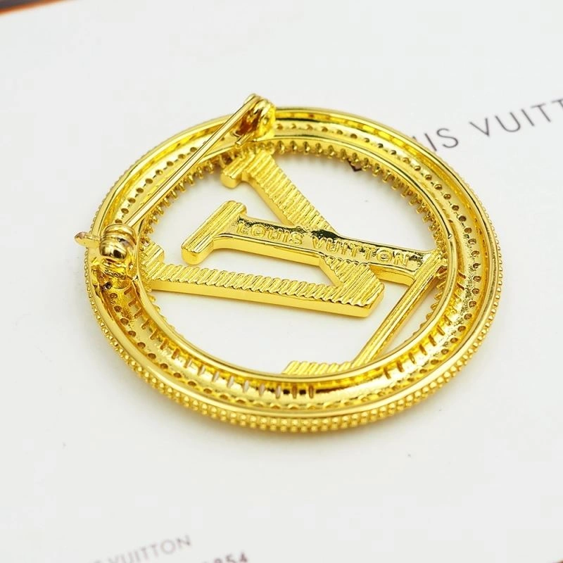Lightweight Louis Vuitton Brooches 250658
