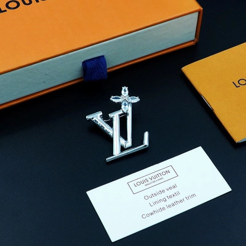 Youthful Louis Vuitton Brooches 249487
