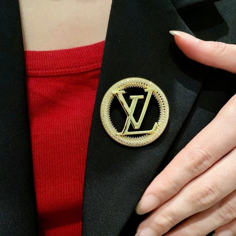 Sophisticated Louis Vuitton Brooches 248646