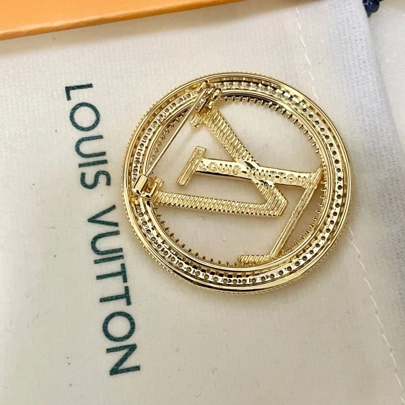 Sophisticated Louis Vuitton Brooches 248646