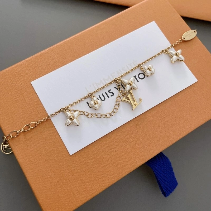 Louis Vuitton Brooches SoftTouch 248173