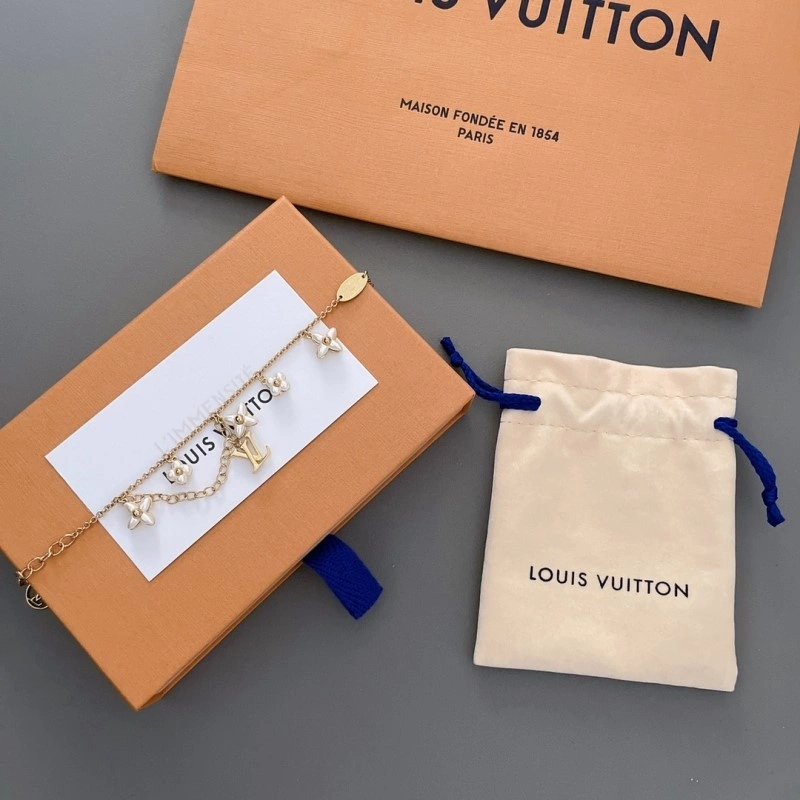 Louis Vuitton Brooches SoftTouch 248173