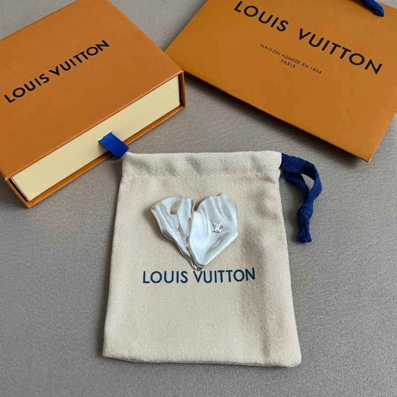 Louis Vuitton Brooches Durable 248168