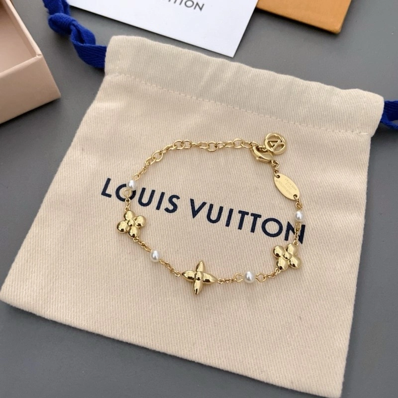 Louis Vuitton Brooches TimelessDesign 248149