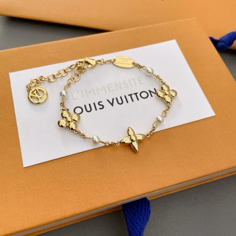 Louis Vuitton Brooches TimelessDesign 248149