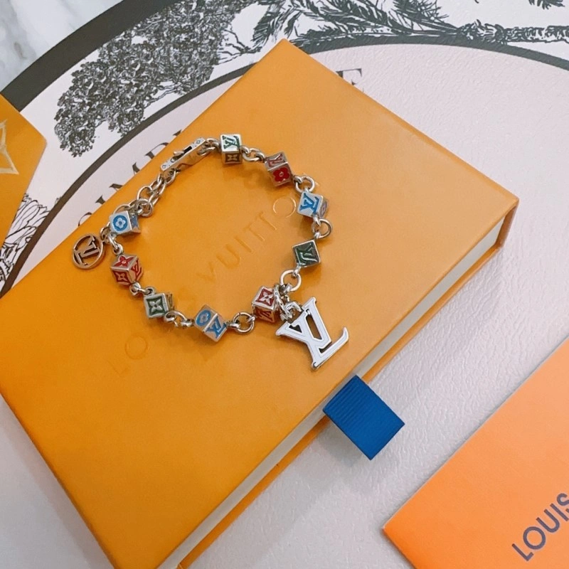 Unique Louis Vuitton Brooches 248154