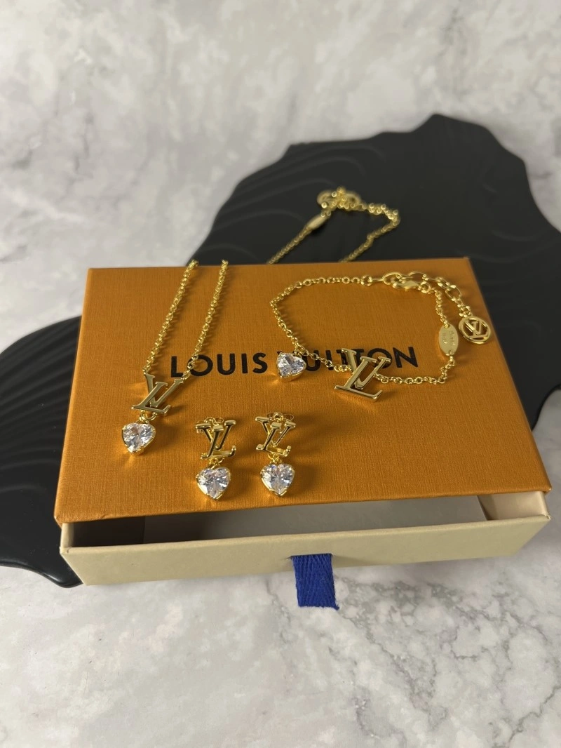 Louis Vuitton Brooches Minimalist 248166