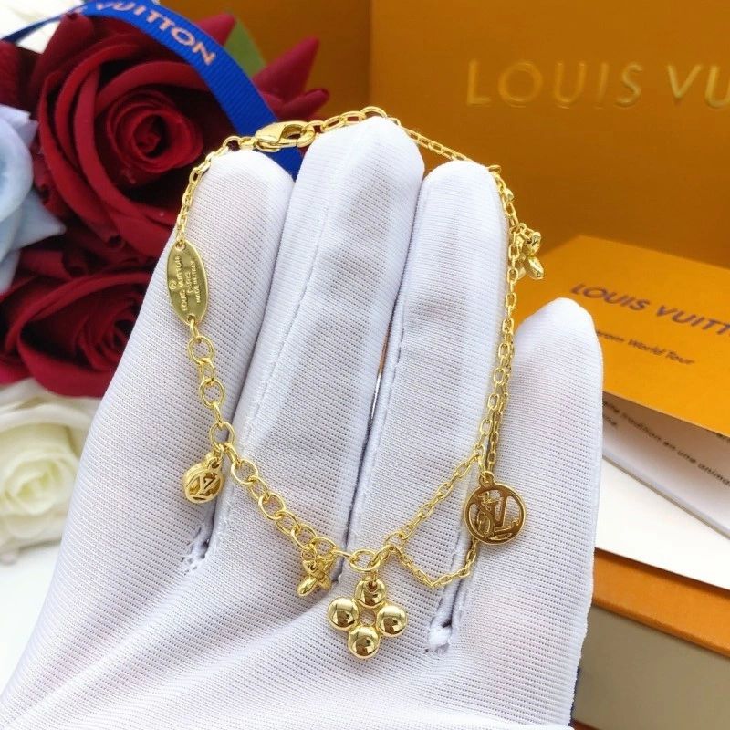 Soft Louis Vuitton Brooches 248141
