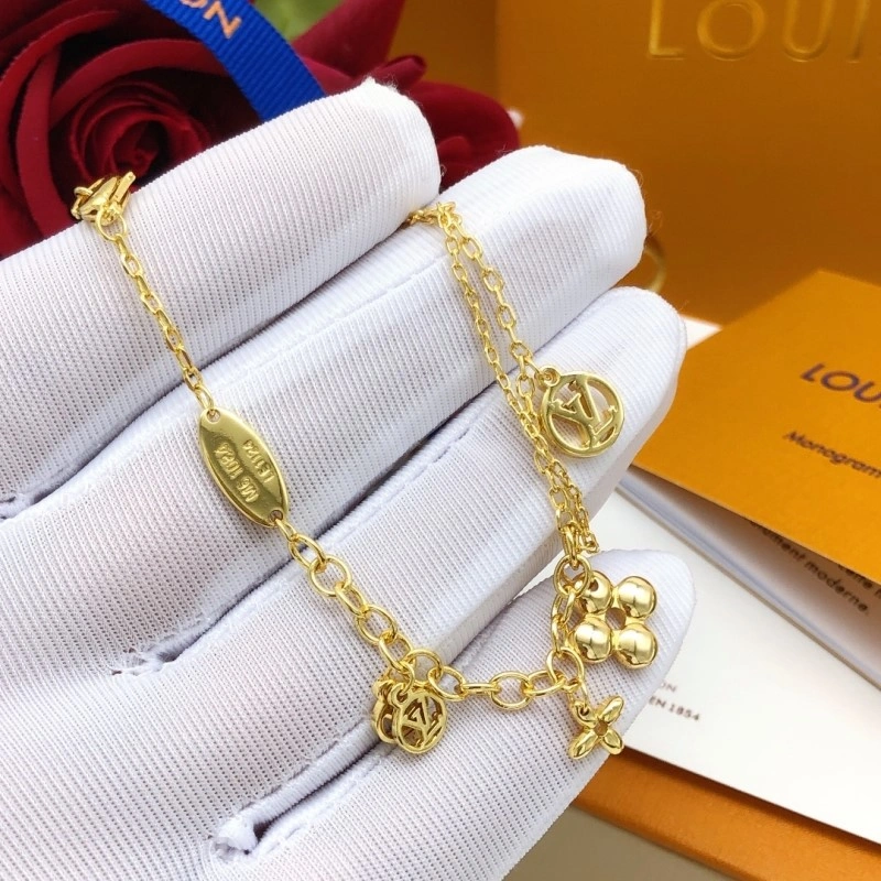 Soft Louis Vuitton Brooches 248141