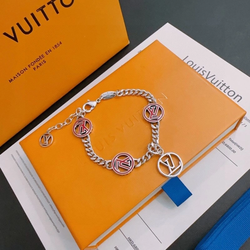 Louis Vuitton Brooches GoodFit 248155