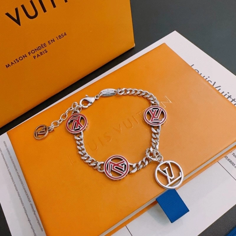 Louis Vuitton Brooches GoodFit 248155