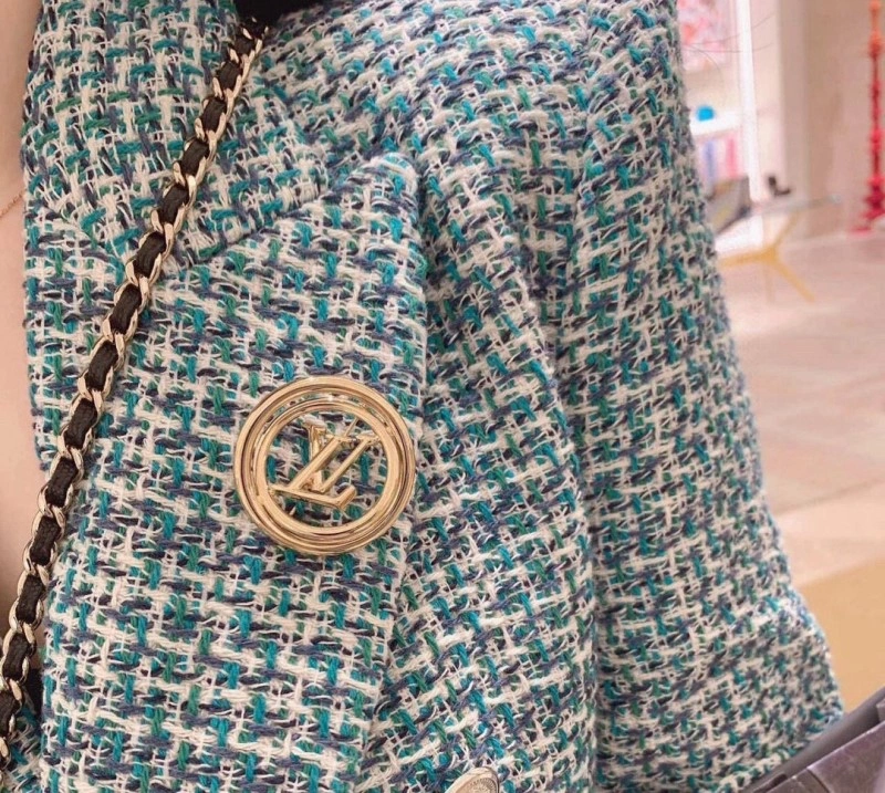 Youthful Louis Vuitton Brooches 248142