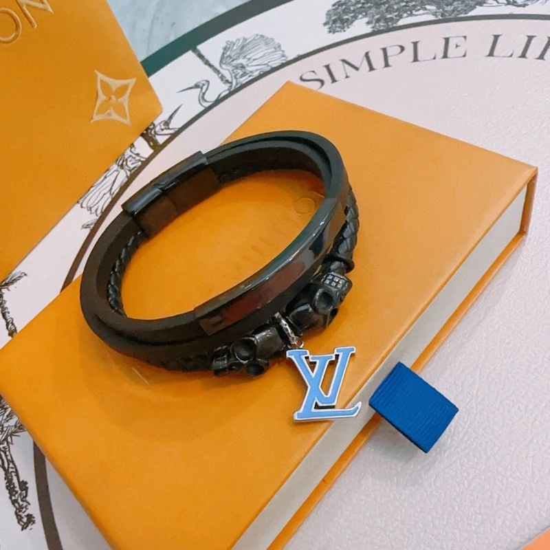 Louis Vuitton Brooches Durable 248150