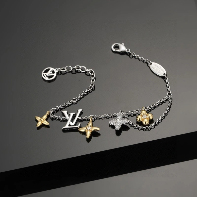 MoistureWicking Louis Vuitton Brooches 248138