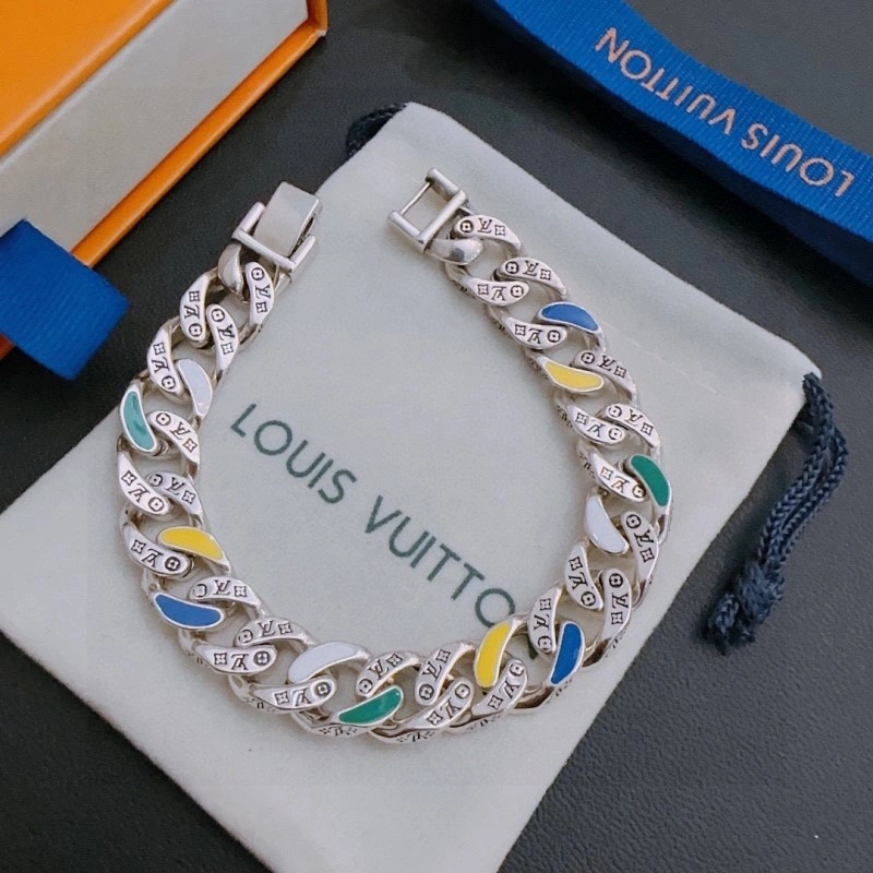 Unique Louis Vuitton Brooches 248139