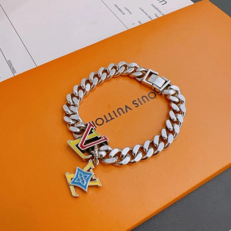 TravelReady Louis Vuitton Brooches 248135