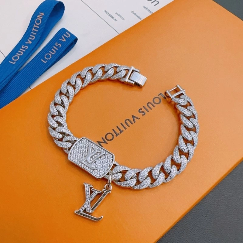 Louis Vuitton Brooches MultiPurpose 248133