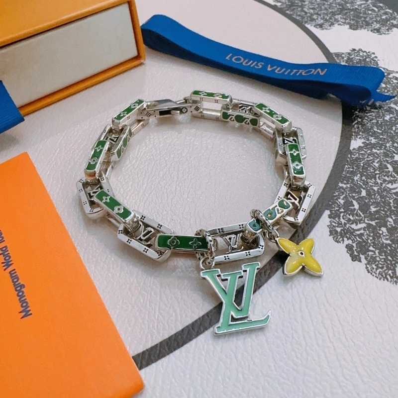 Youthful Louis Vuitton Brooches 248124