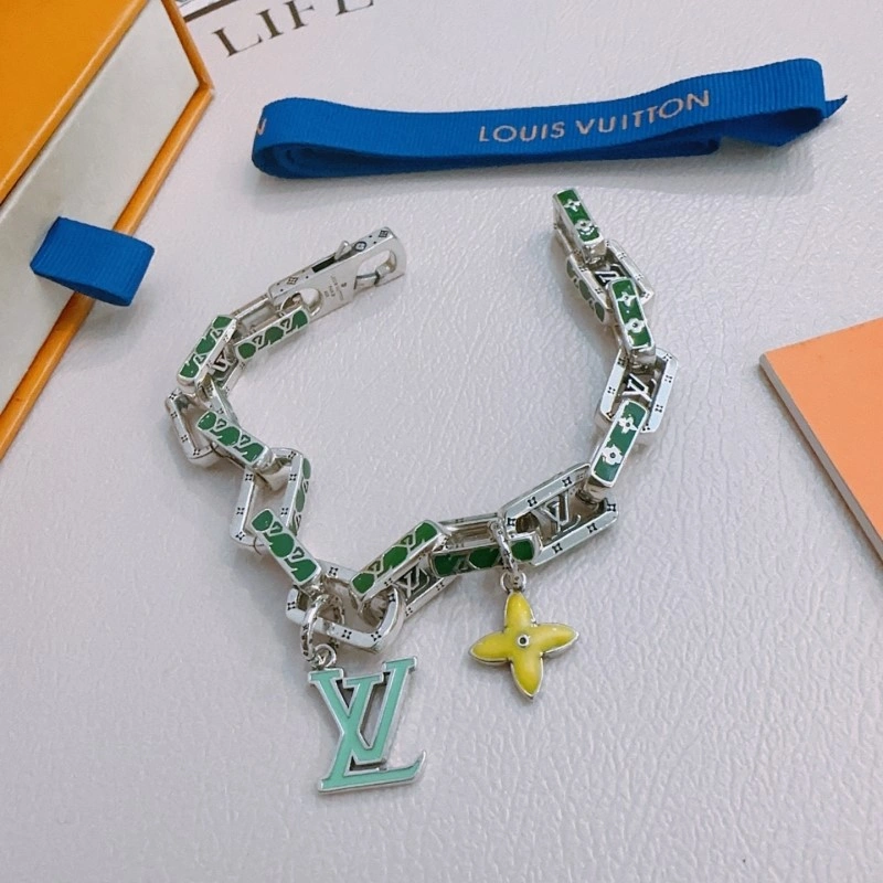 Youthful Louis Vuitton Brooches 248124