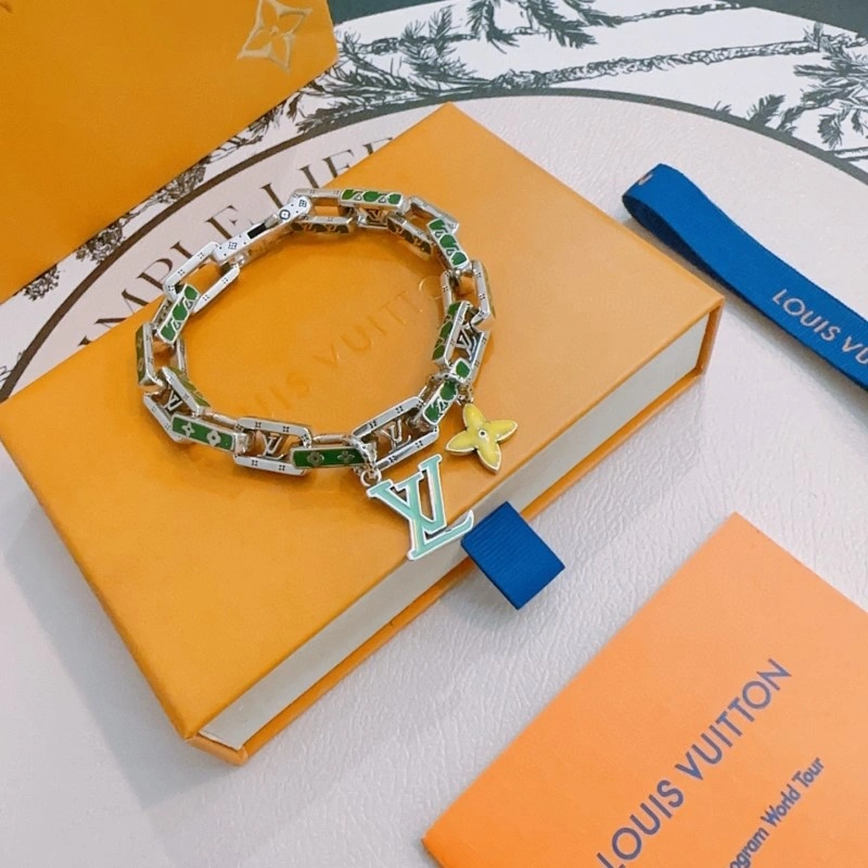 Youthful Louis Vuitton Brooches 248124