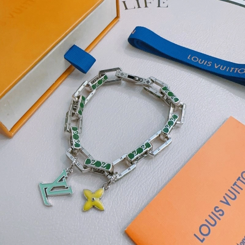 Youthful Louis Vuitton Brooches 248124