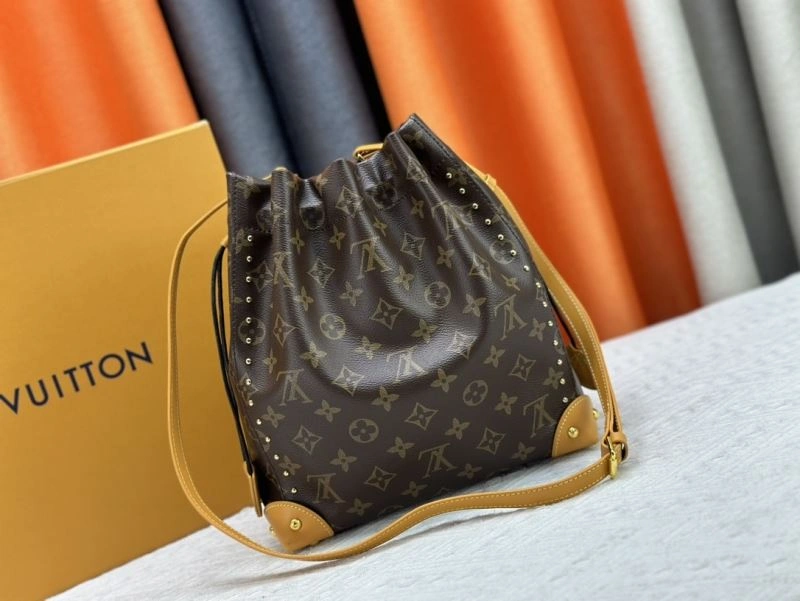 Louis Vuitton Bucket Bags UrbanChic 80482