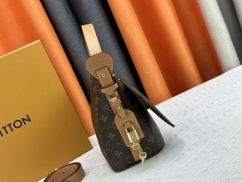 Louis Vuitton Bucket Bags Sustainable 80498