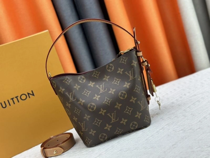 Louis Vuitton Bucket Bags Sustainable 80498