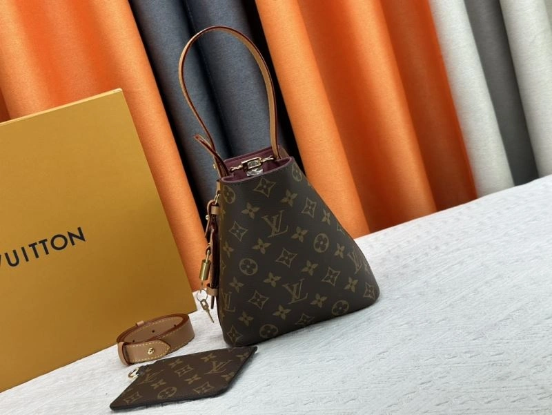 Louis Vuitton Bucket Bags Sustainable 80498