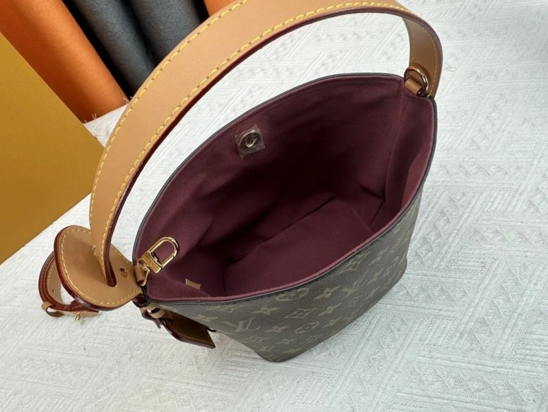 Louis Vuitton Bucket Bags Sustainable 80498