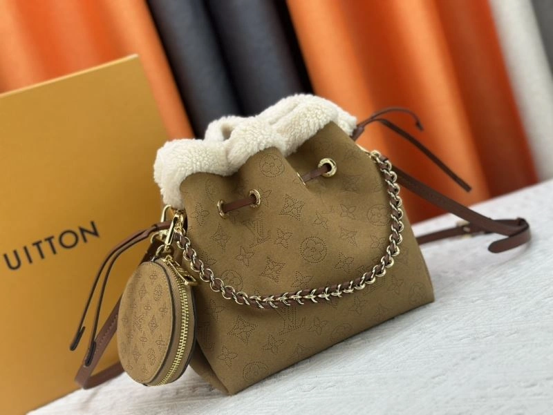 Popular Louis Vuitton Bucket Bags 80476
