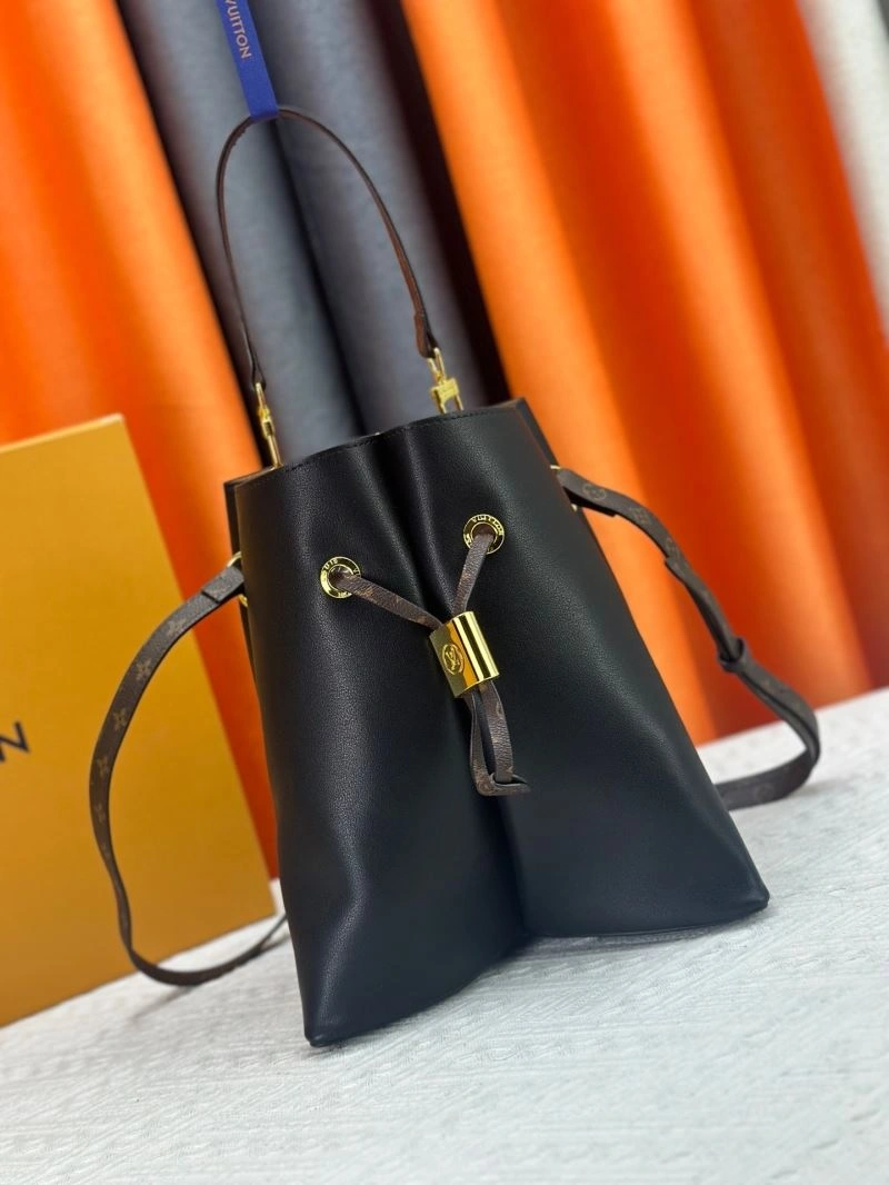 StreetReady Louis Vuitton Bucket Bags 80474