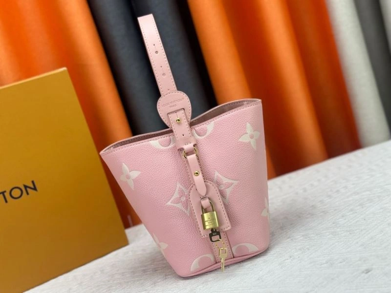 Trendy Louis Vuitton Bucket Bags 80473