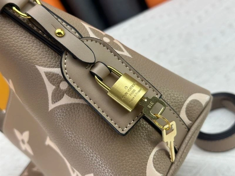 Louis Vuitton Bucket Bags Lightweight 80517