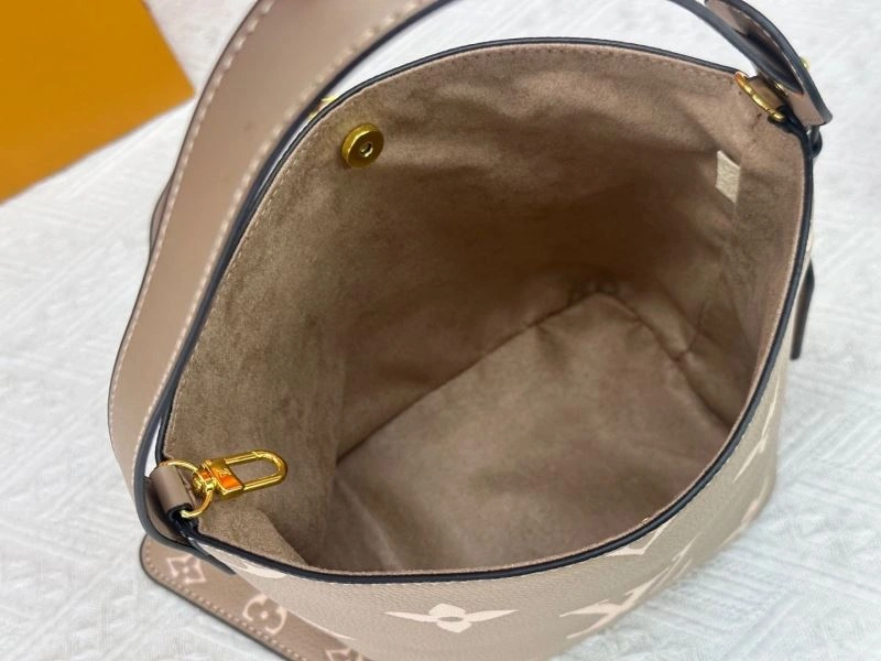 Louis Vuitton Bucket Bags Lightweight 80517