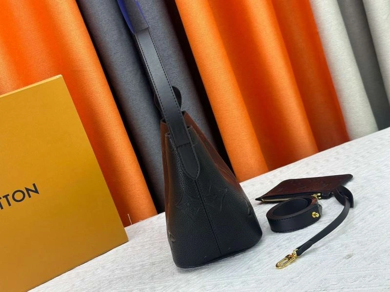 Louis Vuitton Bucket Bags ComfortFit 80491