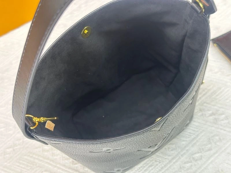 Louis Vuitton Bucket Bags ComfortFit 80491