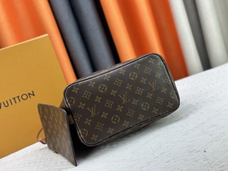 FashionForward Louis Vuitton Bucket Bags 80453