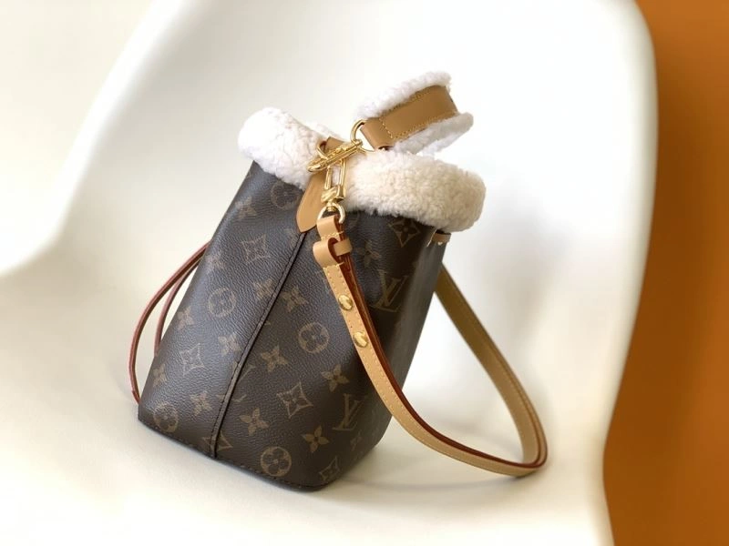 BestValue Louis Vuitton Bucket Bags 94406