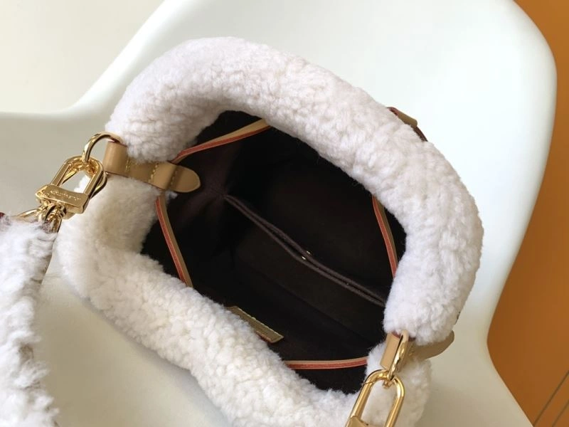 BestValue Louis Vuitton Bucket Bags 94406
