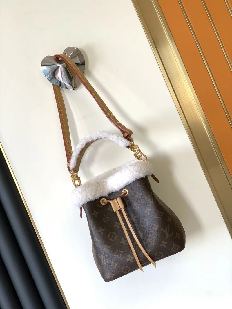 BestValue Louis Vuitton Bucket Bags 94406