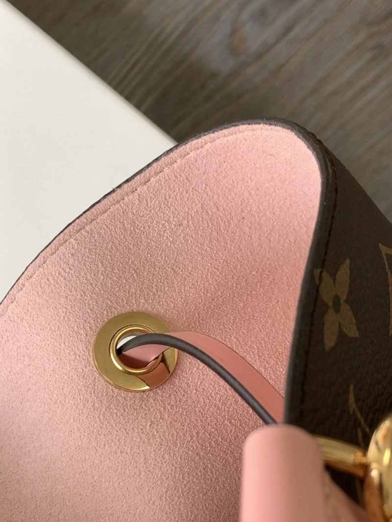 Louis Vuitton Bucket Bags EyeCatching 94453