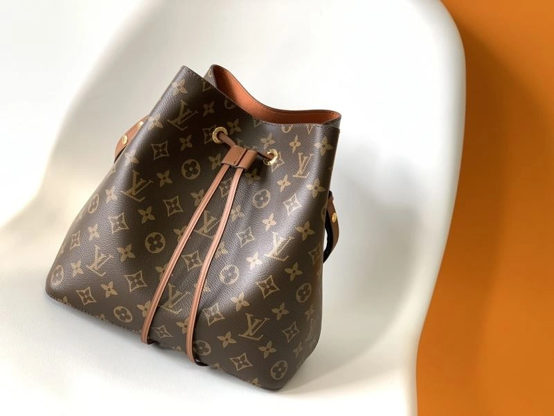 Louis Vuitton Bucket Bags StreetReady 94407