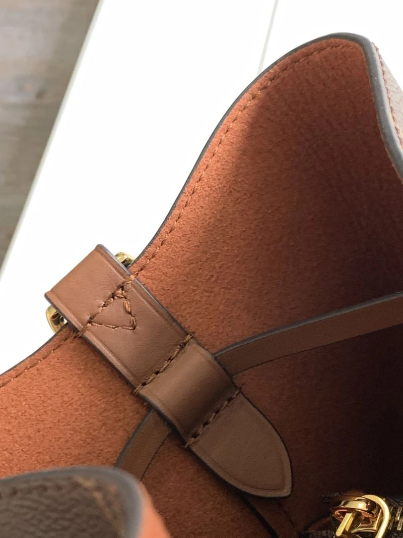 Louis Vuitton Bucket Bags StreetReady 94407