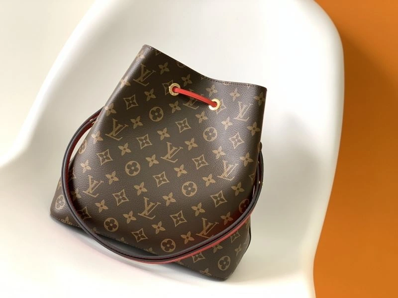 HighQuality Louis Vuitton Bucket Bags 94449